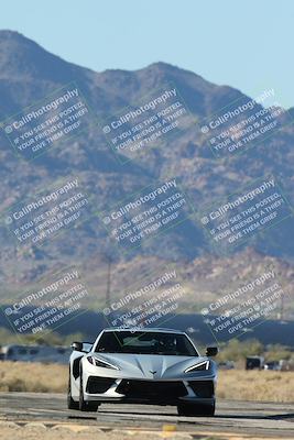 media/Nov-23-2025-Speed Ventures (Sun) [[88f20b6e61]]/6-Yellow Group/Session 1 (Turns 16 and 17 Exit)/